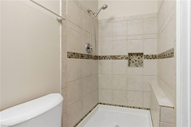 2044 Iowa ST, Chesapeake, VA 23323