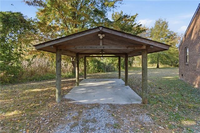 2044 Iowa ST, Chesapeake, VA 23323