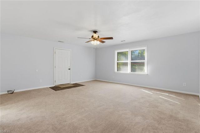 2044 Iowa ST, Chesapeake, VA 23323