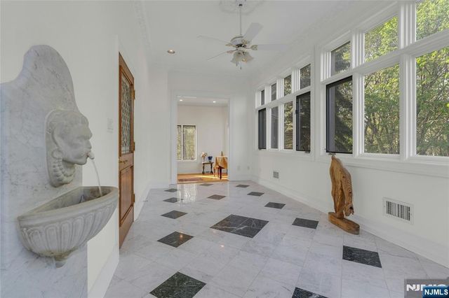 24 Club Way, Cedar Grove, NJ 07009