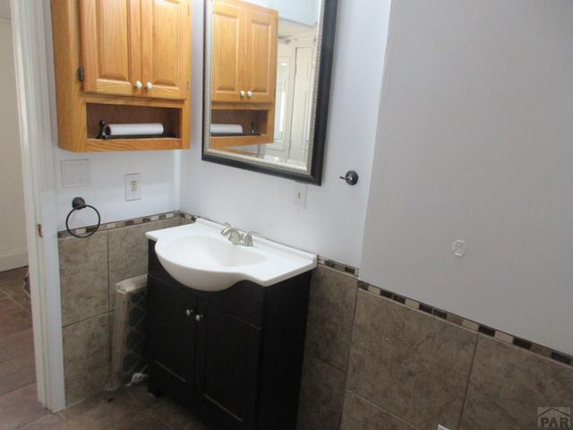 1629 Englewood Dr, Pueblo, CO 81005