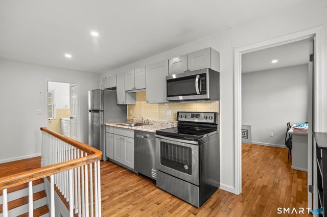 1016 Long Ridge Road, Stamford, CT 06903