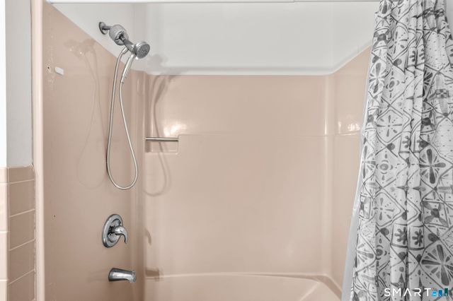 1016 Long Ridge Road, Stamford, CT 06903