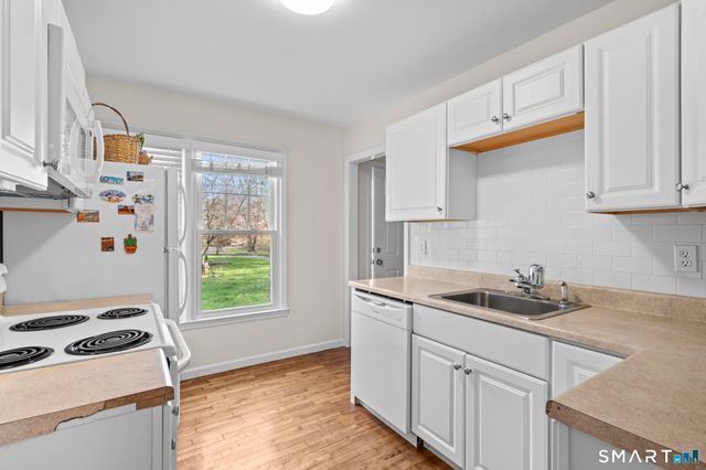 1016 Long Ridge Road, Stamford, CT 06903