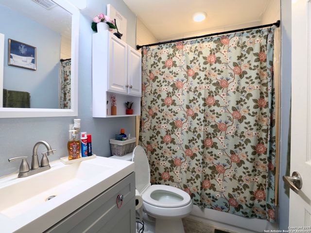 915 Rexford, San Antonio, TX 78216