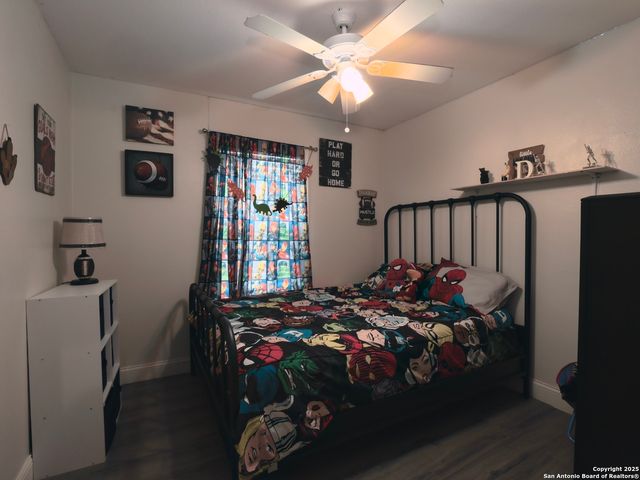 915 Rexford, San Antonio, TX 78216