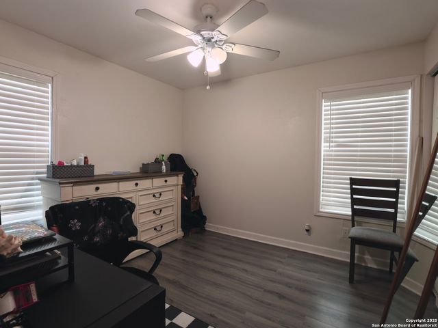 915 Rexford, San Antonio, TX 78216