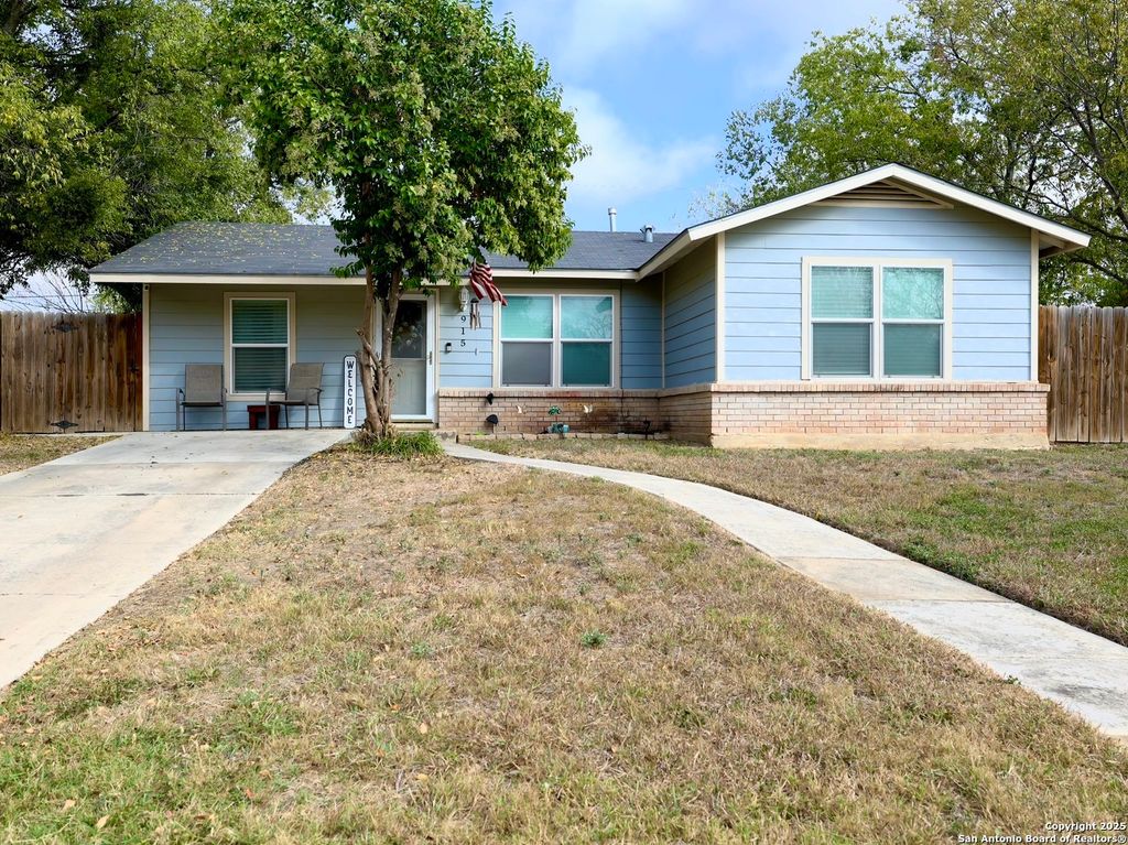 915 Rexford, San Antonio, TX 78216