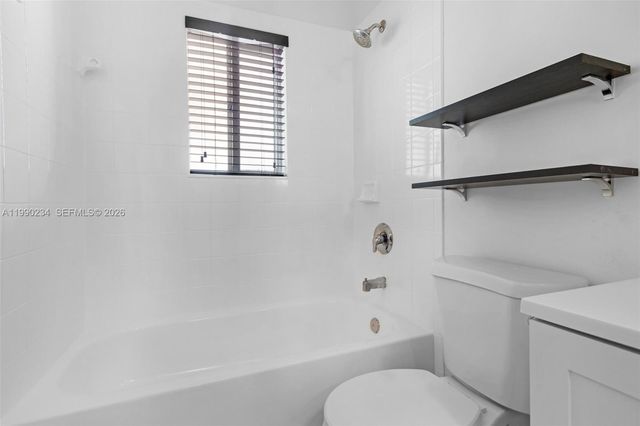 9264 SW 209th Ter, Cutler Bay, FL 33189