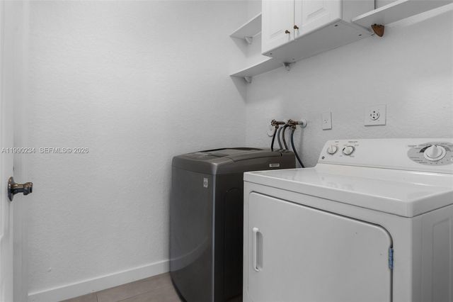 9264 SW 209th Ter, Cutler Bay, FL 33189