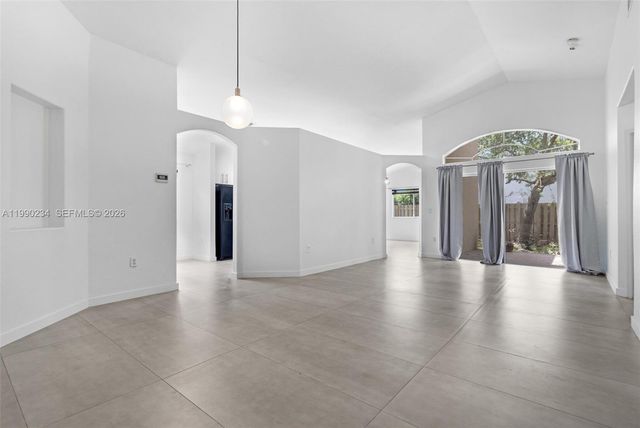 9264 SW 209th Ter, Cutler Bay, FL 33189