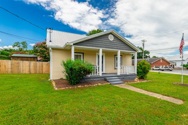 303 Depot Street, Soddy Daisy, TN 37379