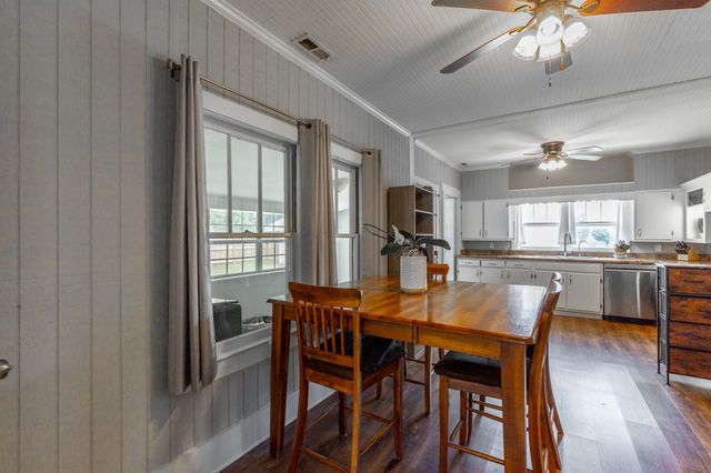 303 Depot Street, Soddy Daisy, TN 37379
