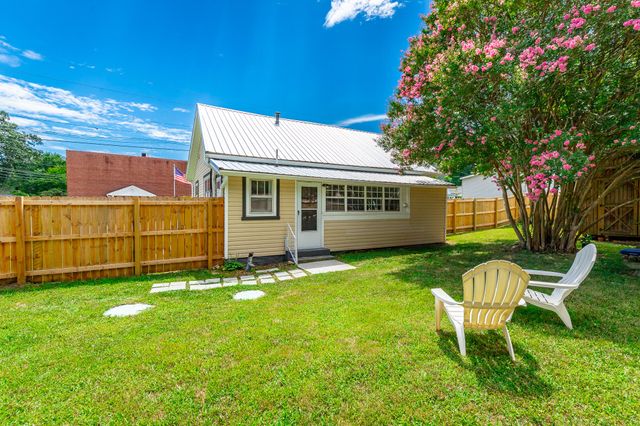 303 Depot Street, Soddy Daisy, TN 37379