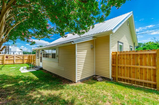 303 Depot Street, Soddy Daisy, TN 37379