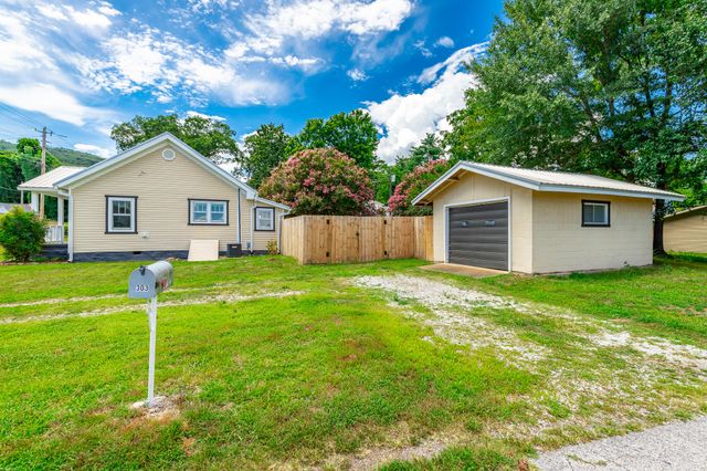 303 Depot Street, Soddy Daisy, TN 37379