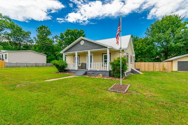 303 Depot Street, Soddy Daisy, TN 37379