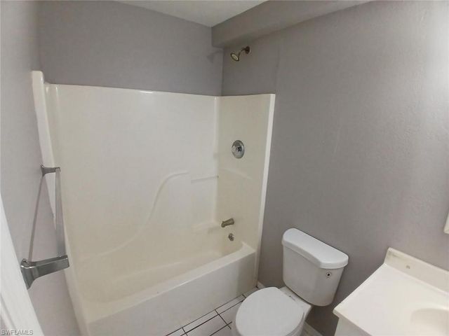 3516 Dora ST, Fort Myers, FL 33916