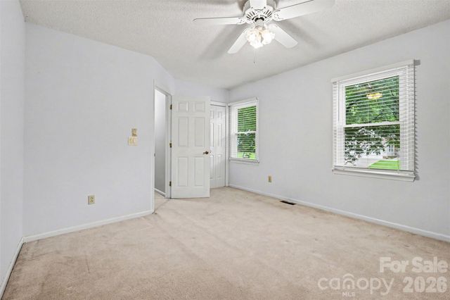 2238 Clonmel Place, Charlotte, NC 28262
