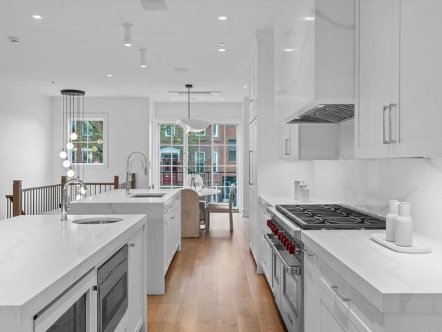 561 East Broadway, Boston, MA 02127