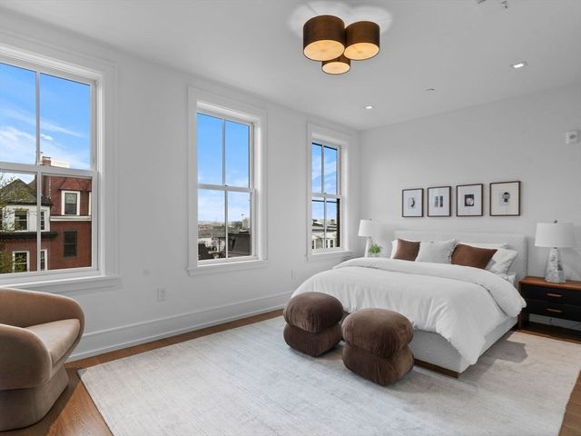 561 East Broadway, Boston, MA 02127