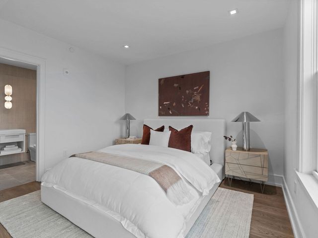 561 East Broadway, Boston, MA 02127