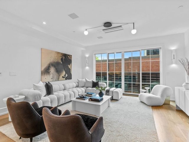 561 East Broadway, Boston, MA 02127