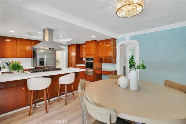 1214 E Palmdale, Orange, CA 92865