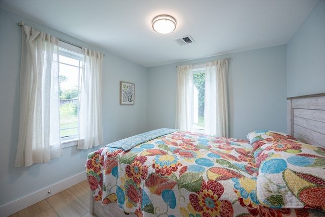 99 Sylvia Ln, Westport, MA 02790