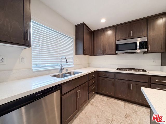 43831 Madison Court, Lancaster, CA 93536