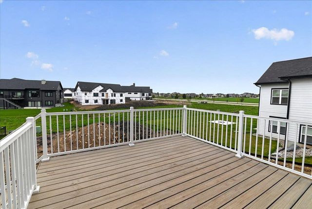 906 Travis Larson Court, Waunakee, WI 53597