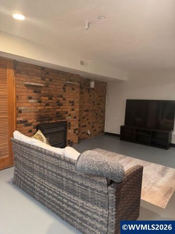 480 Ohmart Av SE, Salem, OR 97302