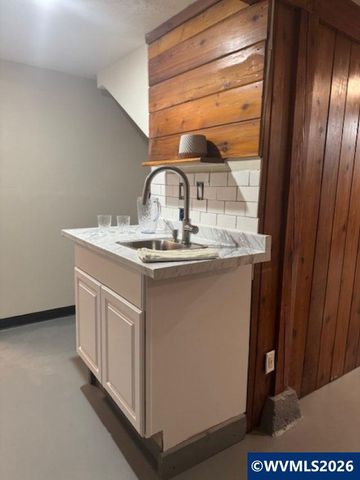 480 Ohmart Av SE, Salem, OR 97302