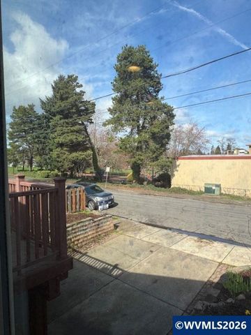480 Ohmart Av SE, Salem, OR 97302