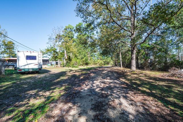 22688 Oakley Road, New Caney, TX 77357