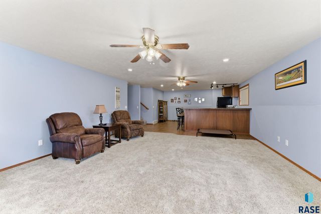 6520 S Heatherridge Trl Trail, Sioux Falls, SD 57108