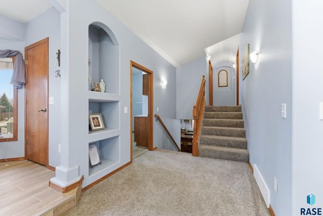 6520 S Heatherridge Trl Trail, Sioux Falls, SD 57108