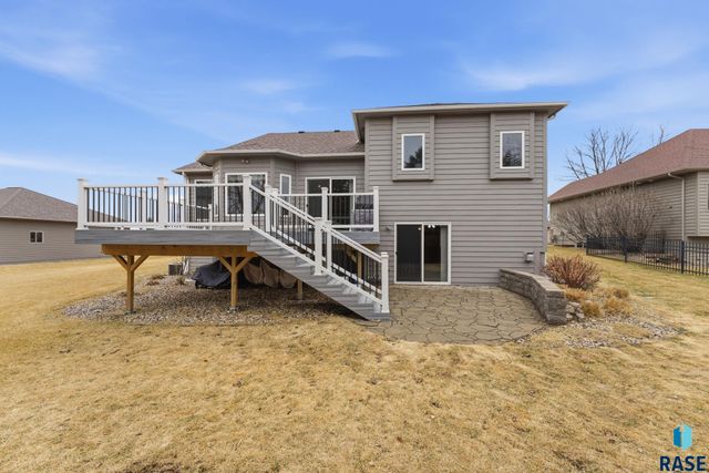 6520 S Heatherridge Trl Trail, Sioux Falls, SD 57108