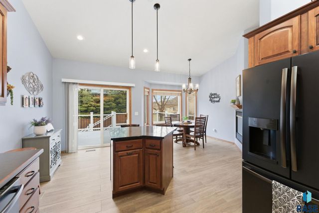 6520 S Heatherridge Trl Trail, Sioux Falls, SD 57108