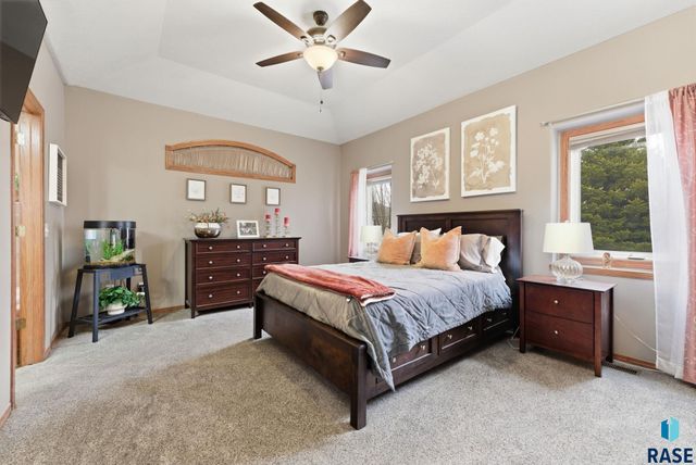 6520 S Heatherridge Trl Trail, Sioux Falls, SD 57108