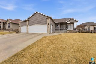 6520 S Heatherridge Trl Trail, Sioux Falls, SD 57108