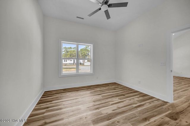 280 Charlestown Road, Southport, NC 28461