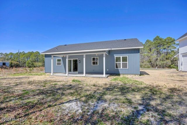 280 Charlestown Road, Southport, NC 28461
