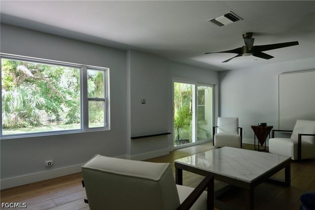 18220 Elmwood DR, Alva, FL 33920