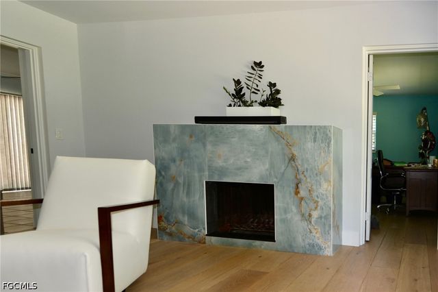 18220 Elmwood DR, Alva, FL 33920