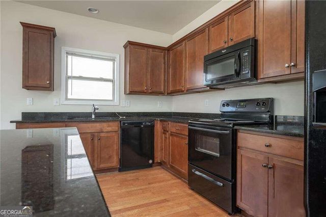 304 Ridge Pointe Drive, Athens, GA 30606