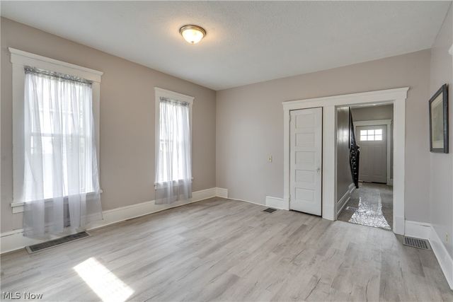 1103 Greenfield Avenue SW, Canton, OH 44706