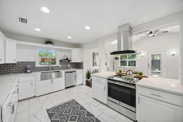 1433 Wagon Wheel Road, Garland, TX 75044