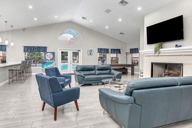 3032 PARKWAY BOULEVARD 201, Kissimmee, FL 34747