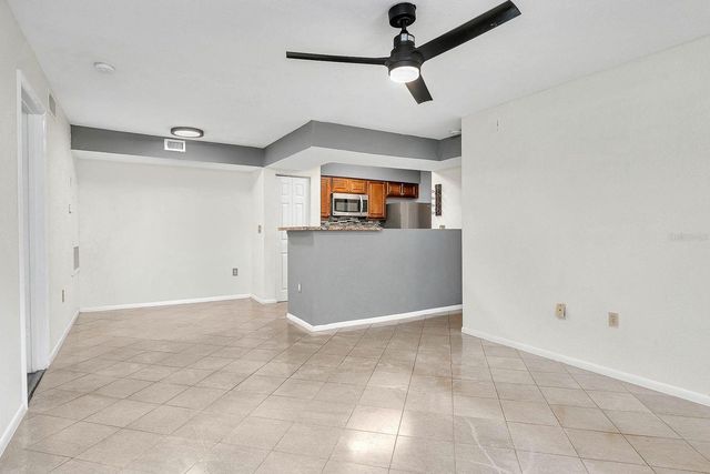 3032 PARKWAY BOULEVARD 201, Kissimmee, FL 34747